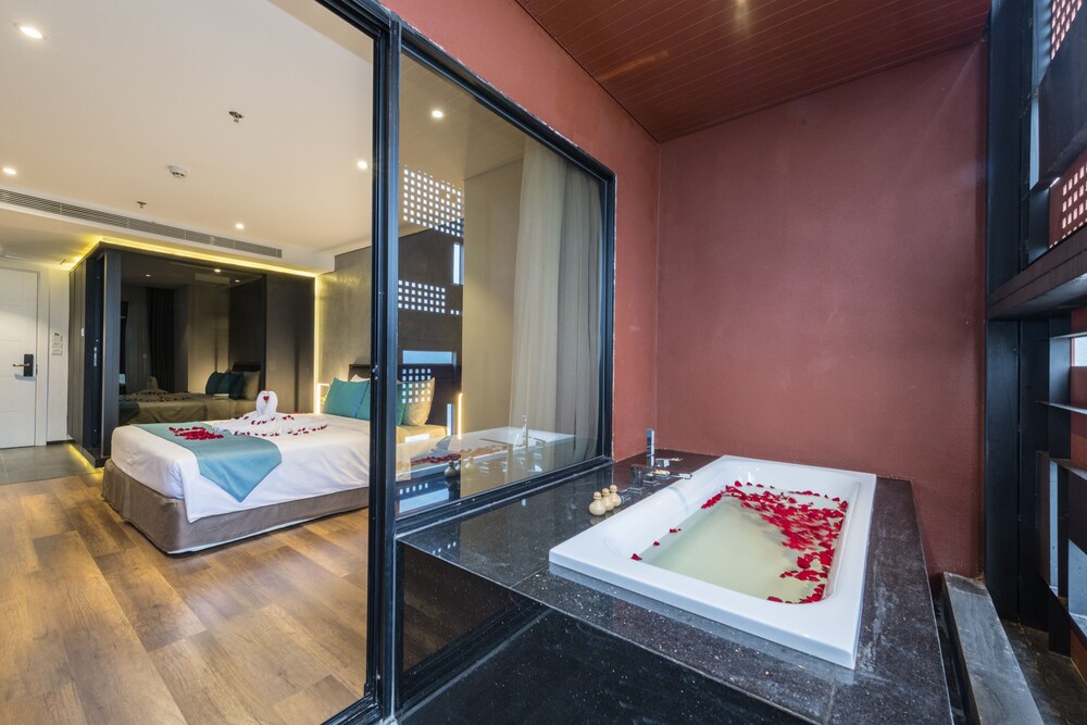 The Code Hotel And Spa 13/50