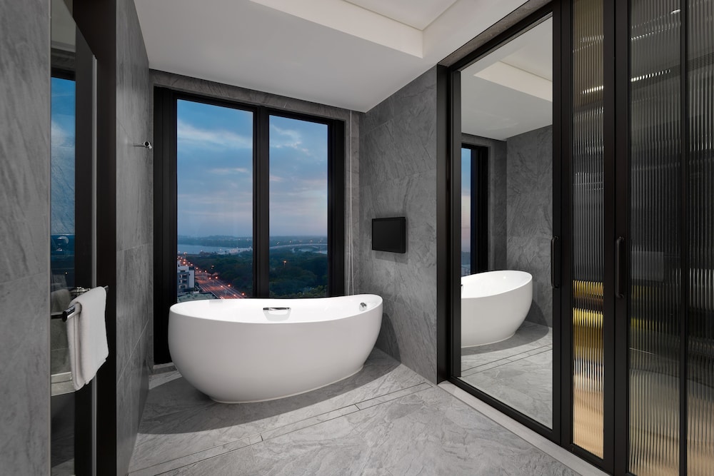 Aloft Tainan Anping 47/50