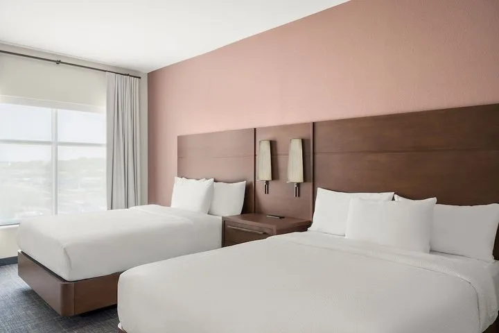 Residence Inn by Marriott Milwaukee Brookfield at Poplar Creek 8/37