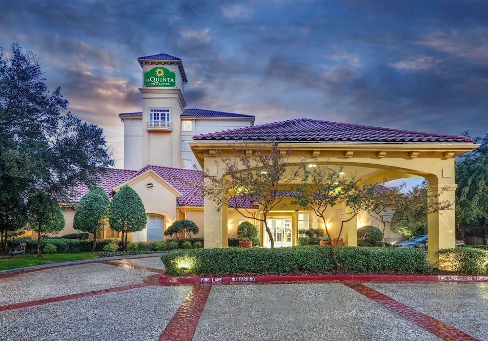 La Quinta Inn Suites Dallas North Central 5/48