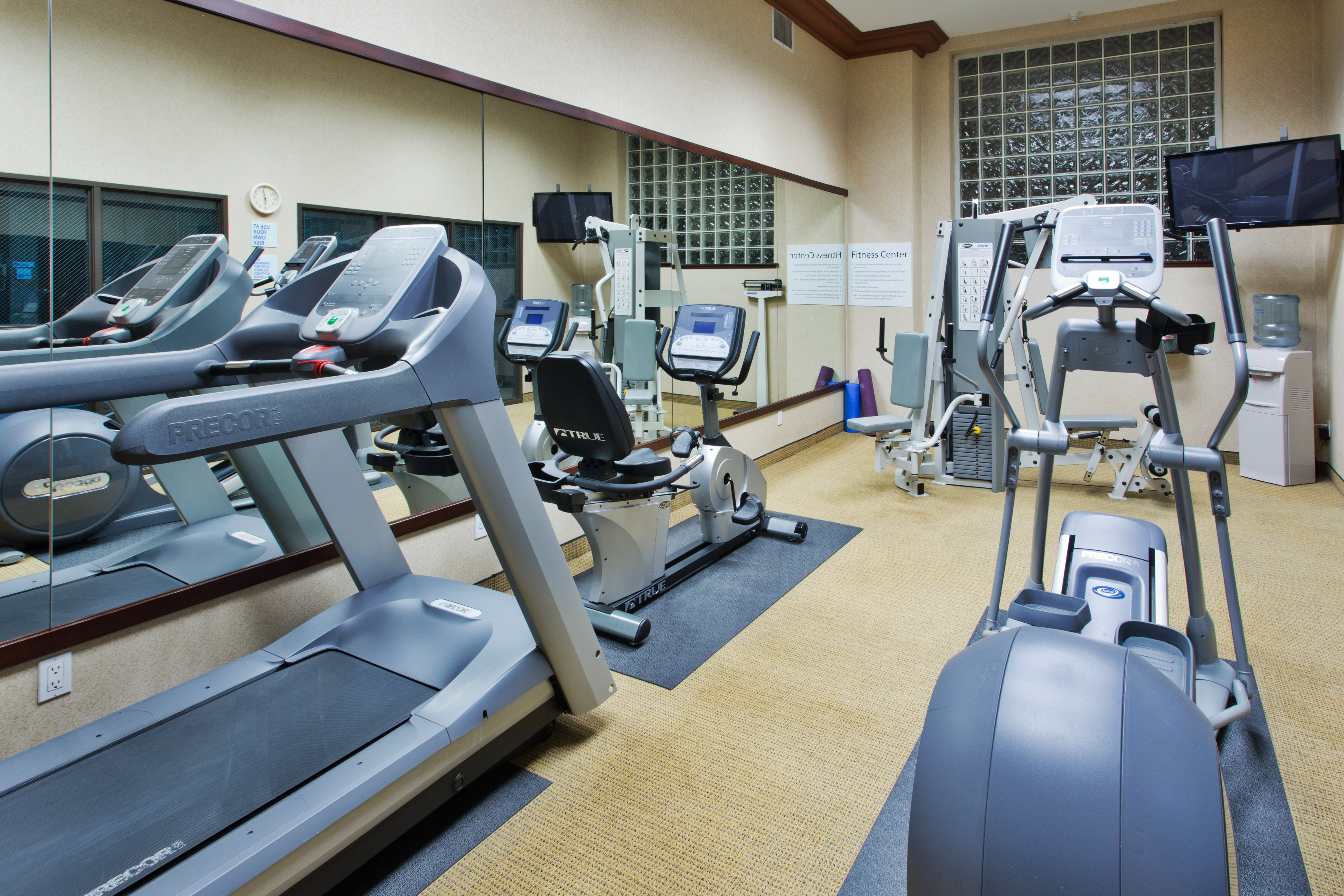 Holiday Inn Express Hotel And Suites Portland Nw Downtown 34/62