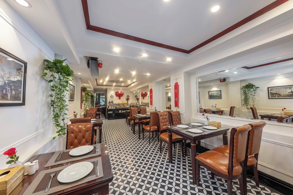 Paradise Boutique Hotel 47/57