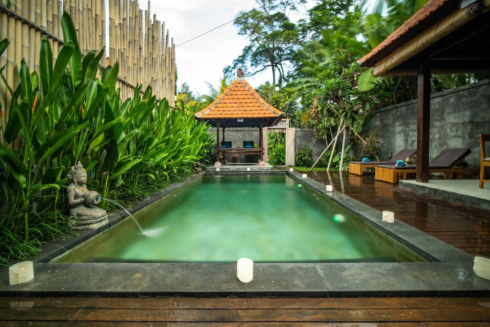 Naja Private Villa 10/17