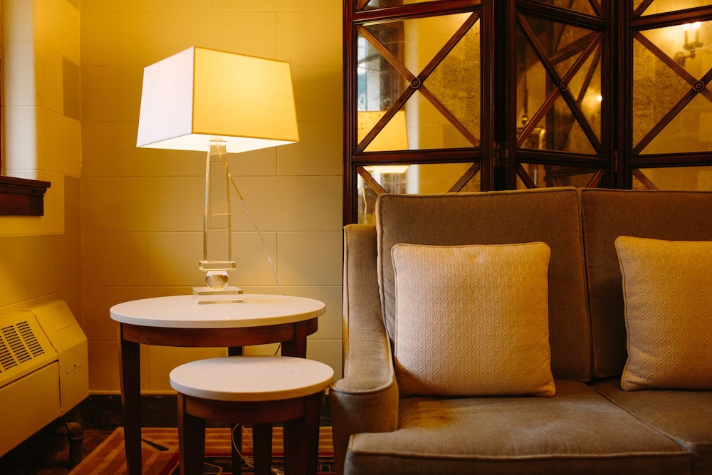 THE PLAZA HOTEL photo2