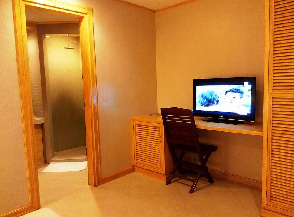Shore Time Hotel Boracay 52/58