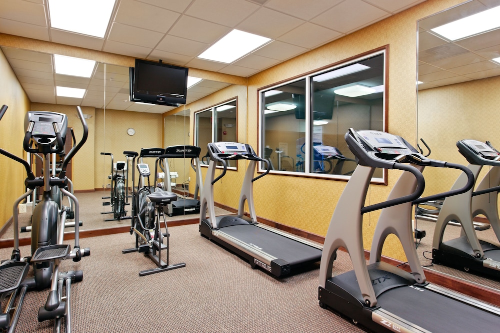 Holiday Inn Express Hotel And Suites Malvern 25/43