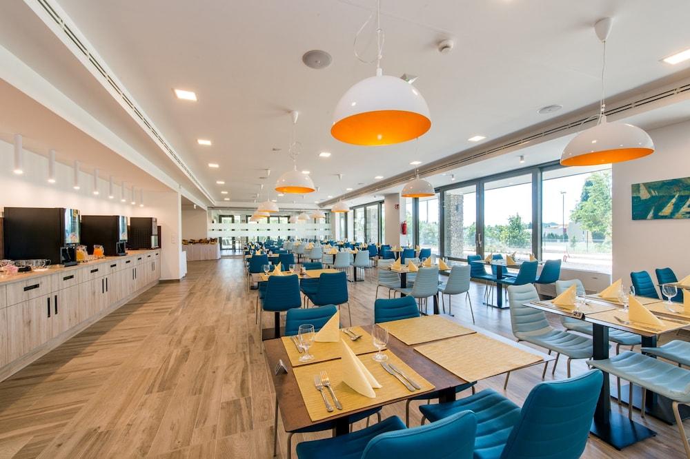Sports Academy Hotel 24/31