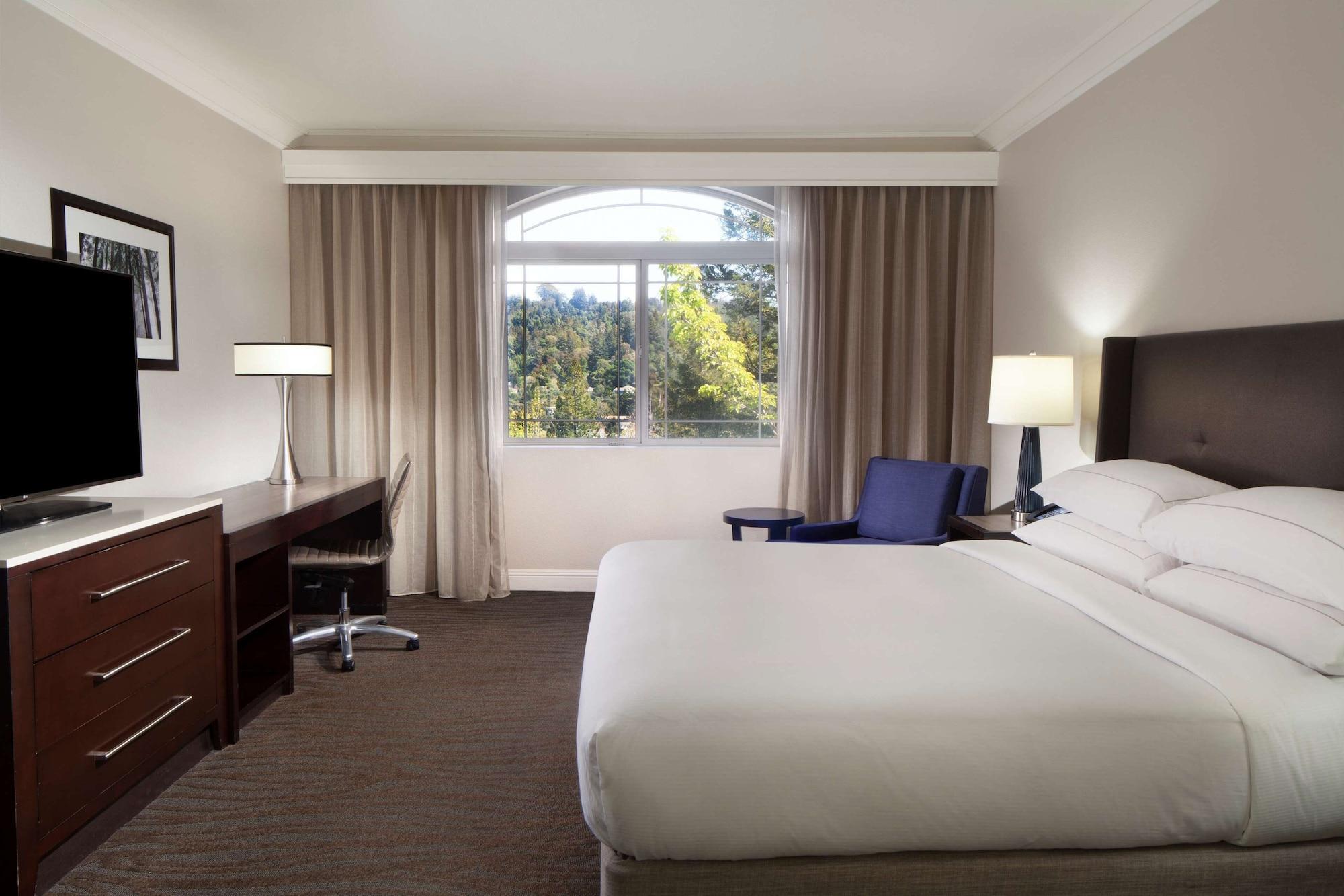 1 Bedroom, Suite, Balcony