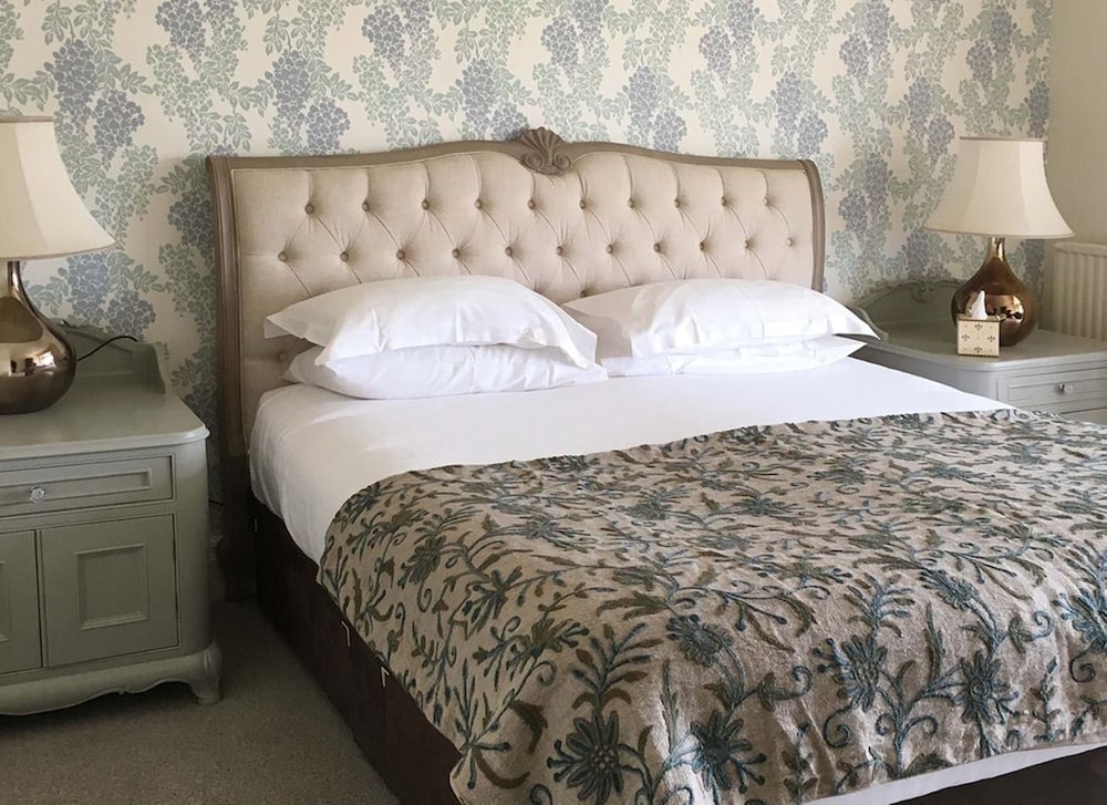 Ravenstone Manor 19/46