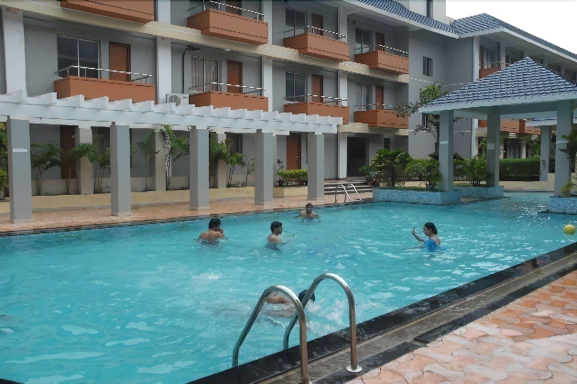Blue Lily Beach Resort 5/18