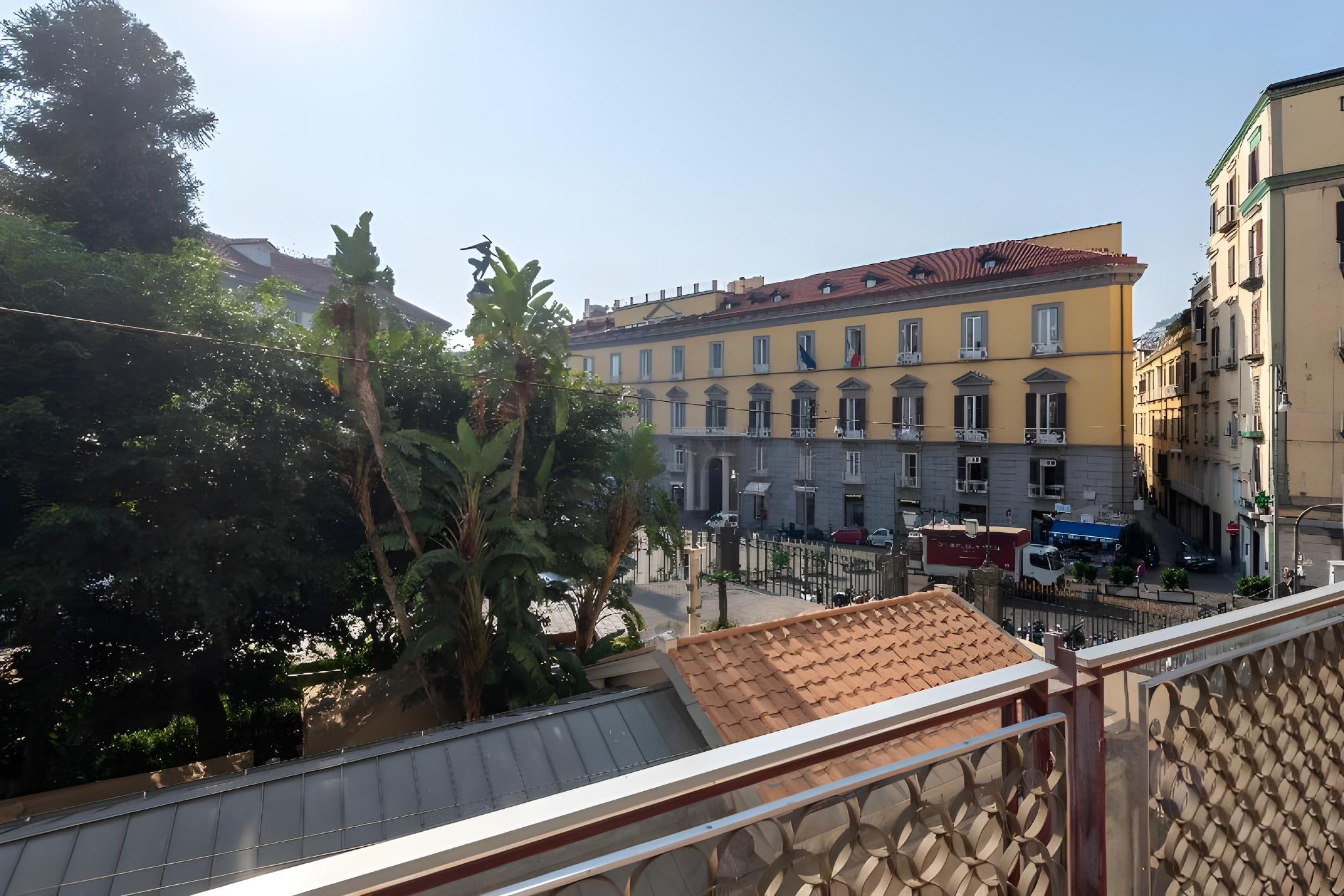Well Suites - Piazza dei Martiri 18/18