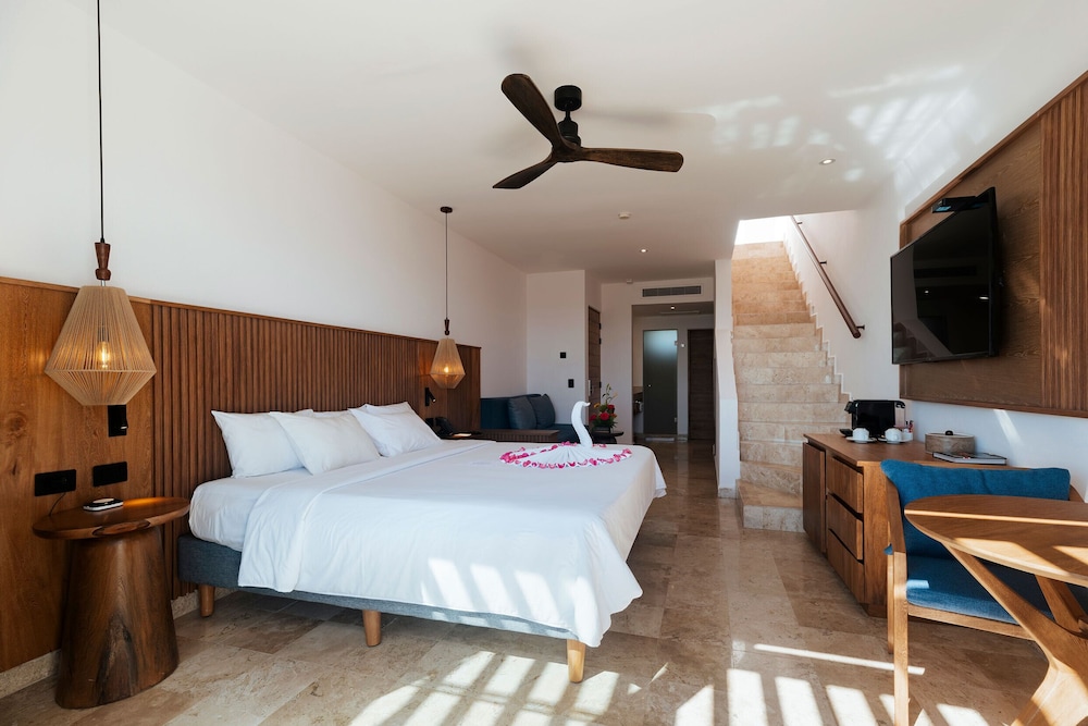 ROOF TOP, PREMIUM, JUNIOR SUITE, PENTHOUSE, TERRACE