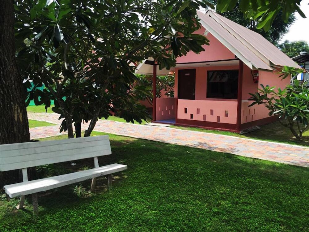 Gypsy Sea View Resort 1/69