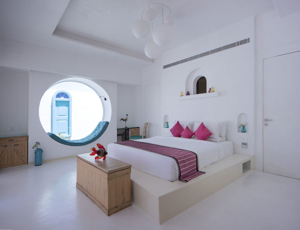 Serena Beach Resort 9/50