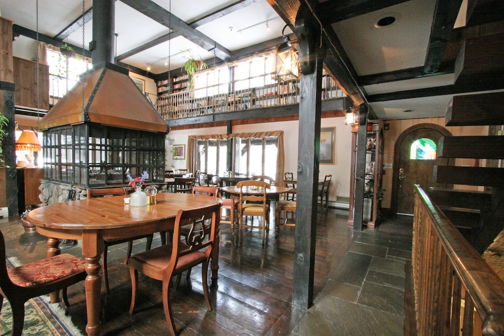 The Old Saco Inn 56/72