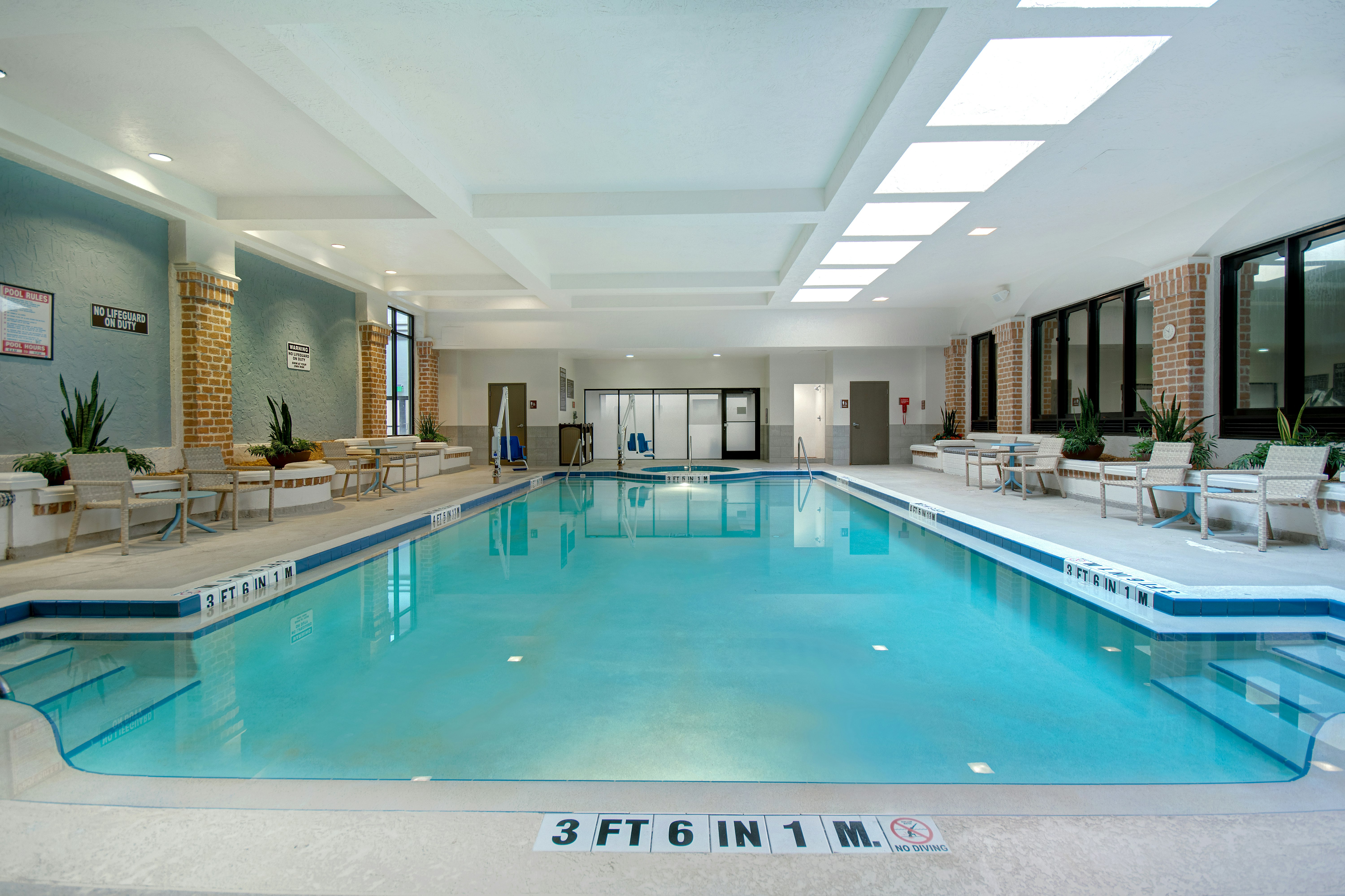 Embassy Suites by Hilton Jacksonville Baymeadows 36/85