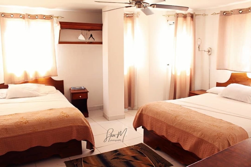 Seven Stars Hotel 9/50