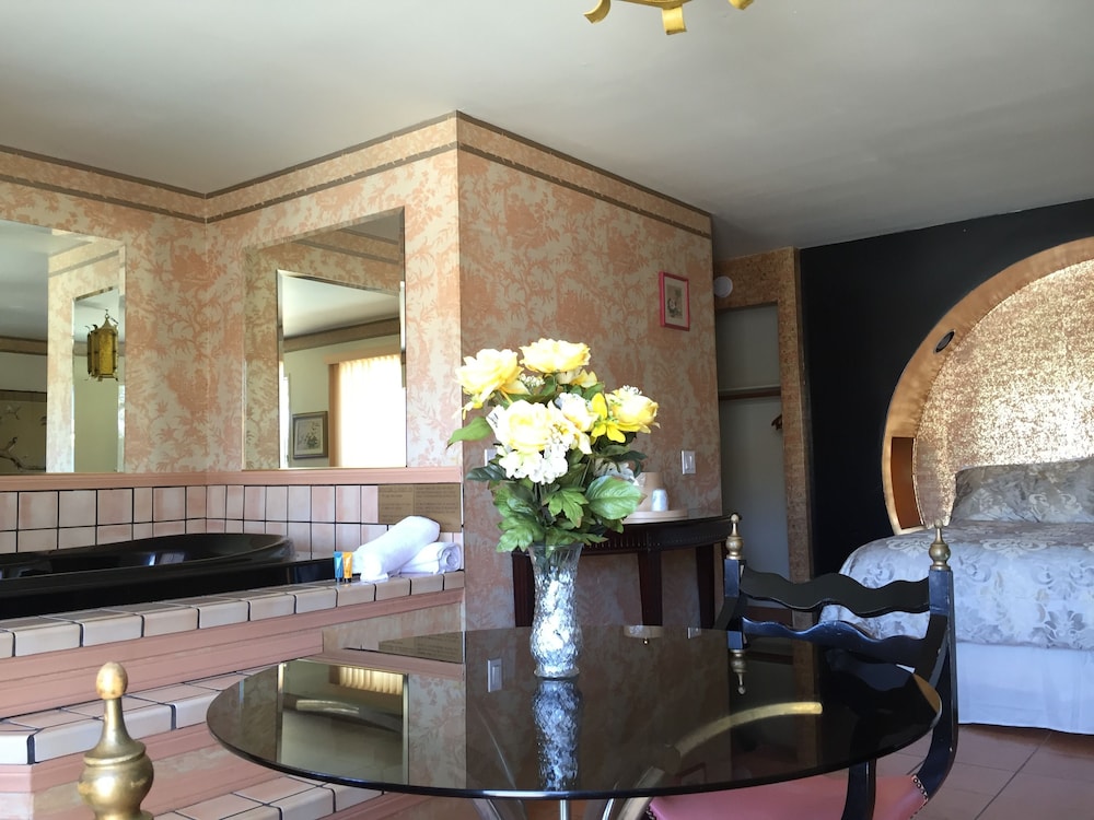 Americas Best Value Inn Suites Joshua Tree National Park 9/40