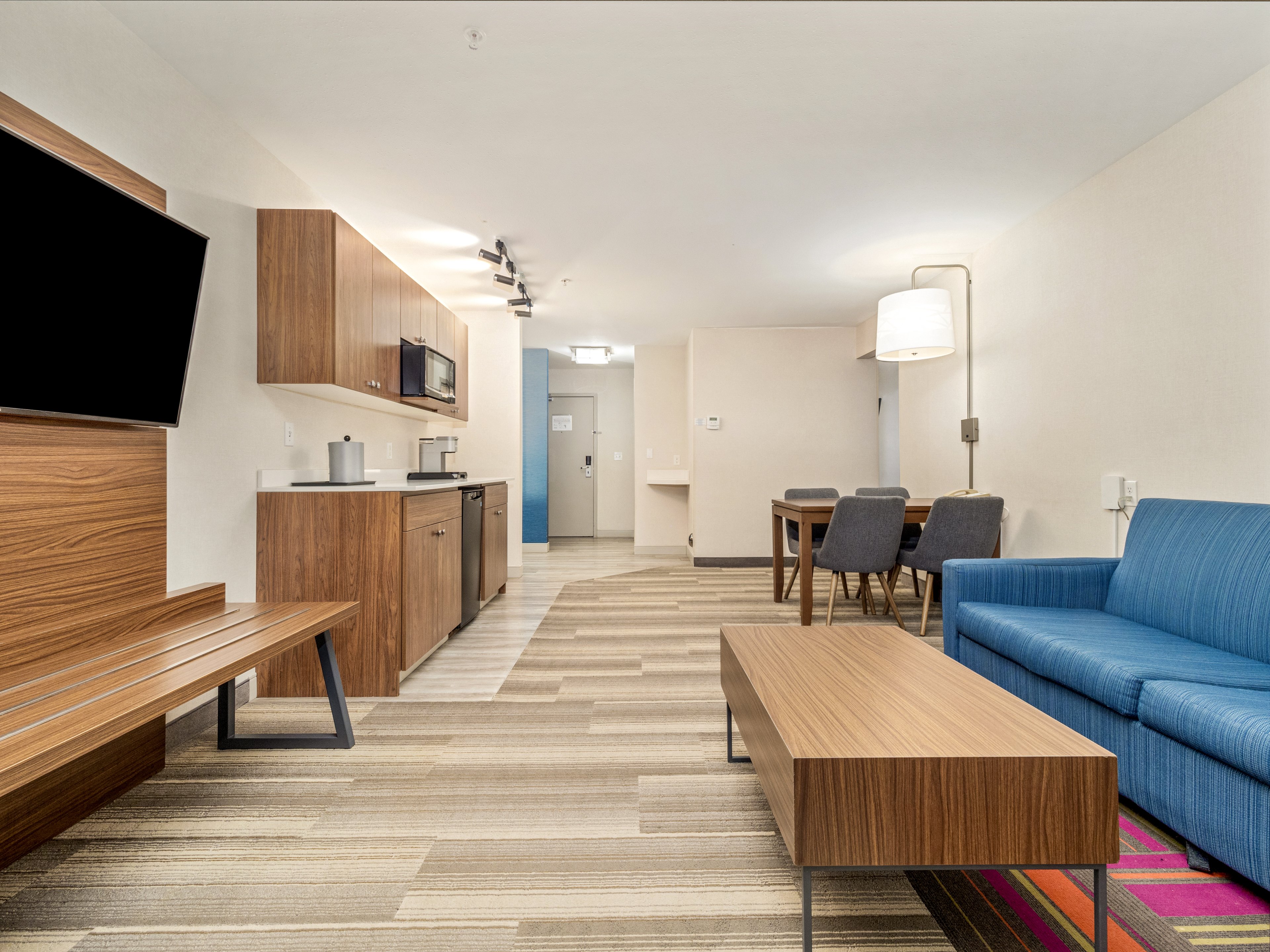 Holiday Inn Express Hotel Suites Medicine Hat Transcanada Hwy 55/75
