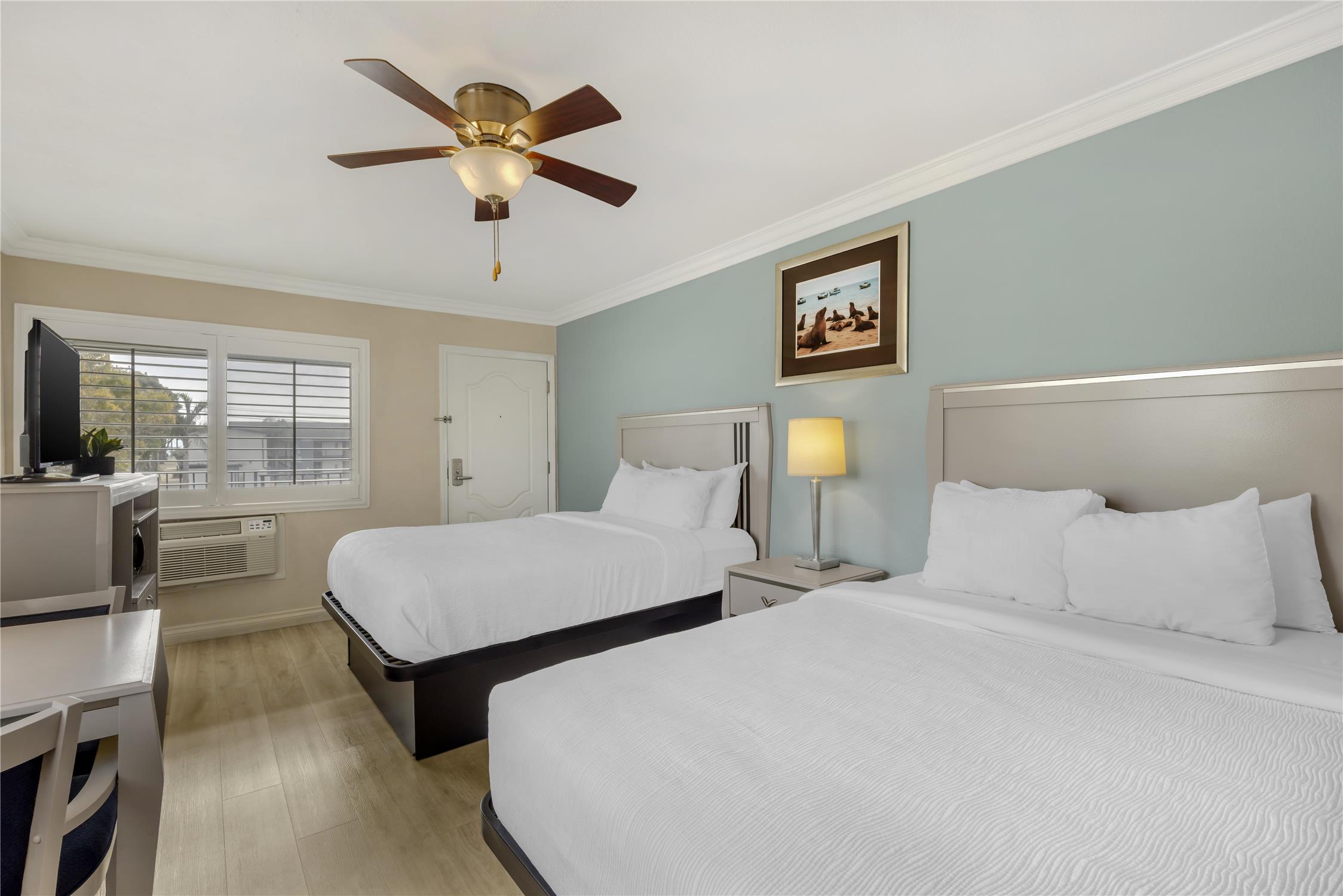 Best Western Tradewinds 10/48