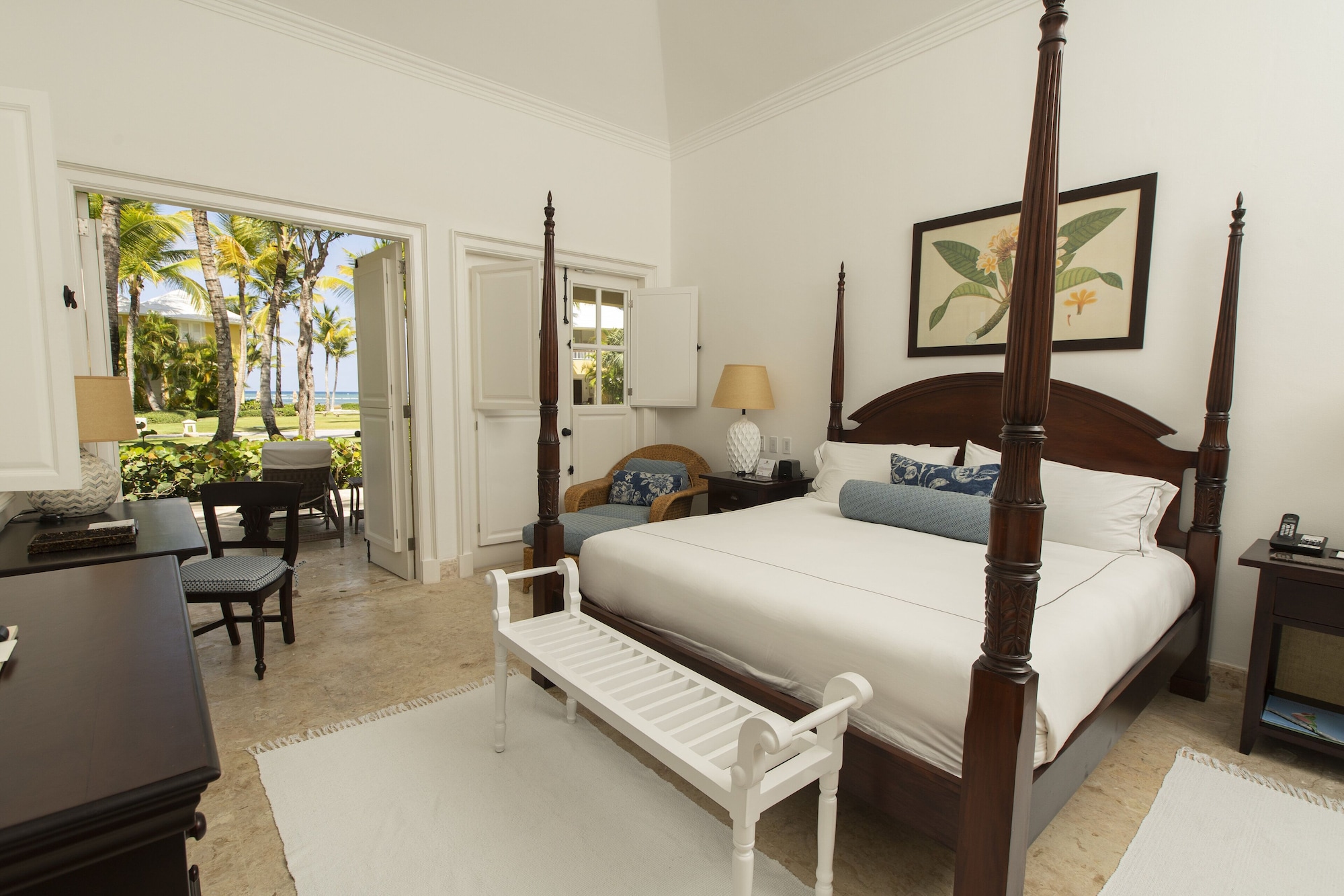 جناح بسرير كينج وسريرين مزدوجين بإطلالة على البحر بغرفتي نوم، Tortuga Bay Puntacana 5/10