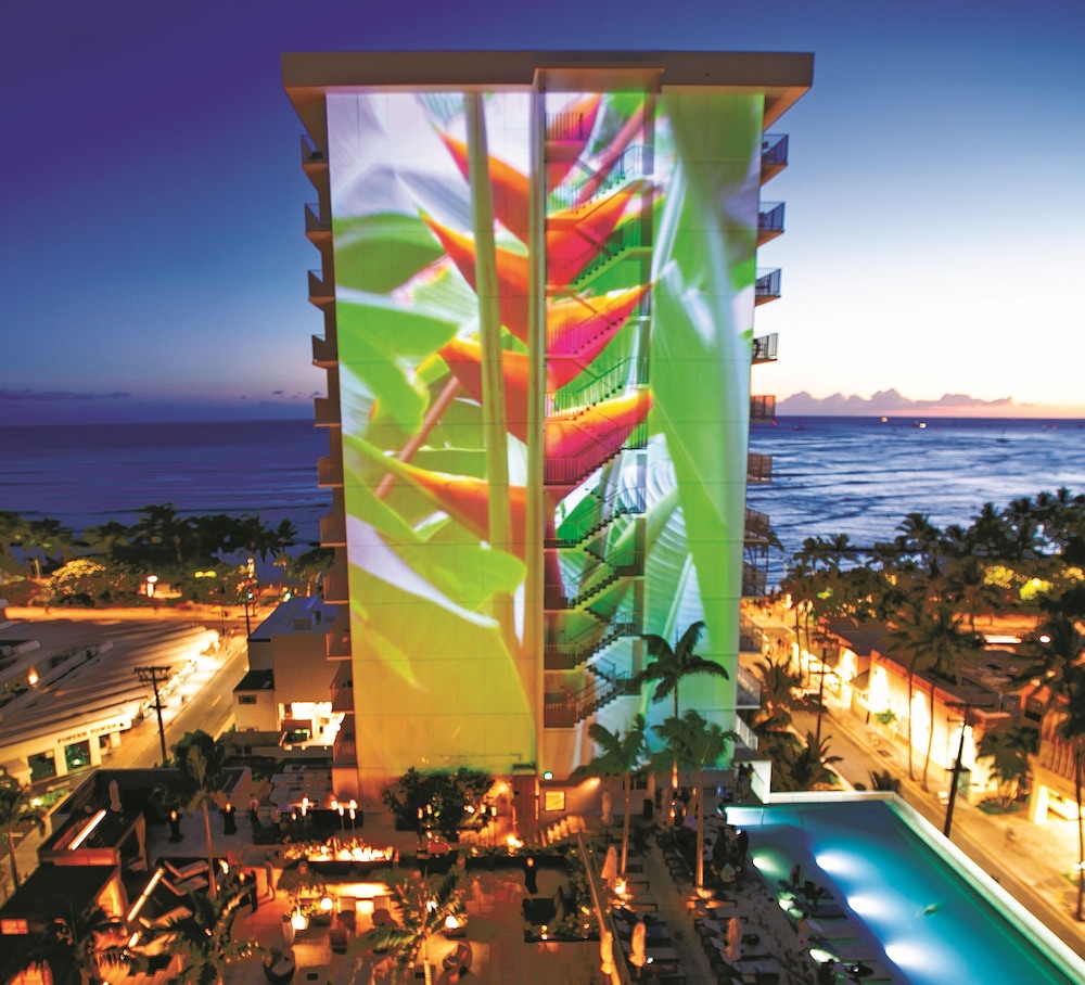 Alohilani Resort Waikiki Beach 4/67
