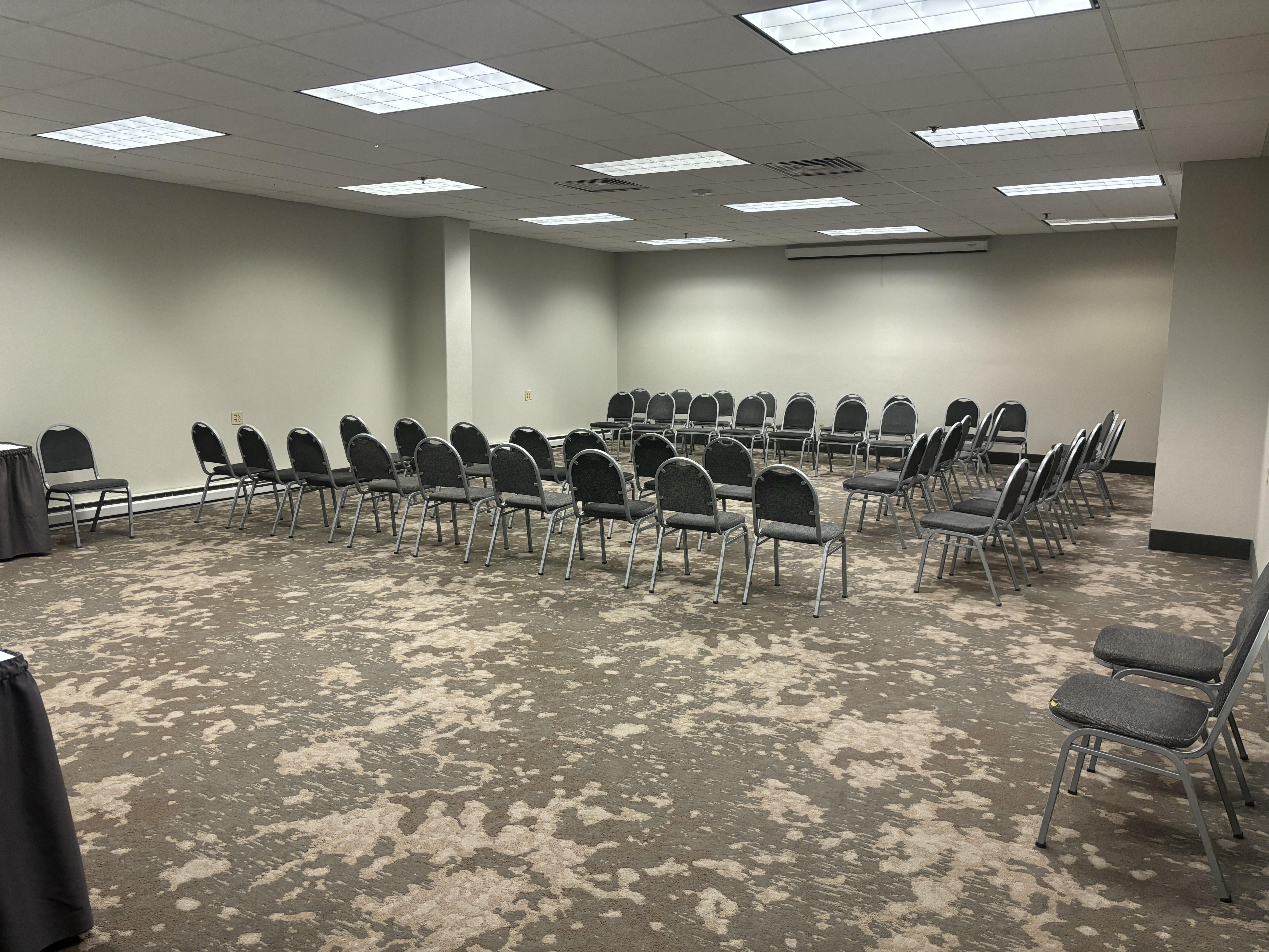 HOLIDAY INN ROCKFORD 37/42