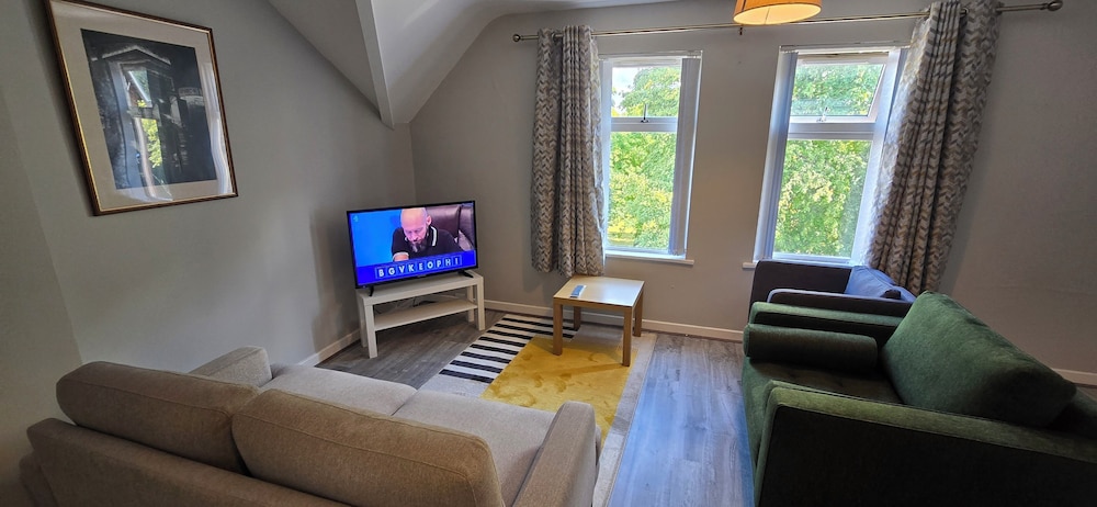 Castleton Gardens Apartments Belfast 20/34