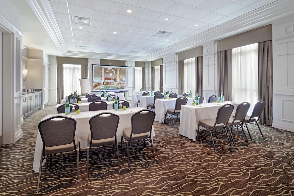 Hilton Garden Inn Montreal Airport 40/47