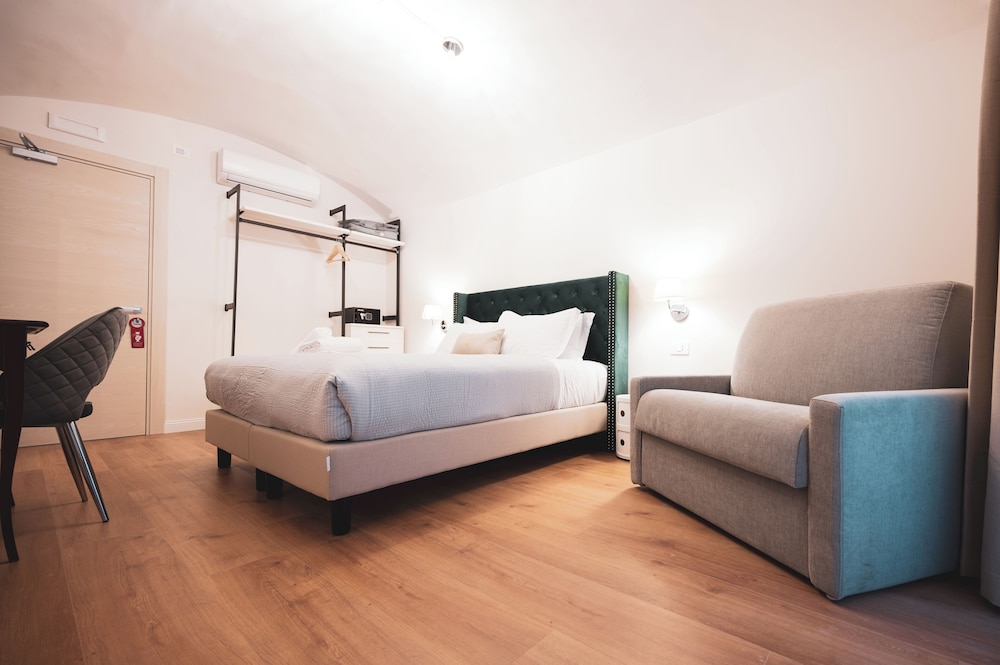 Carlo Felice Boutique Hotel 14/39