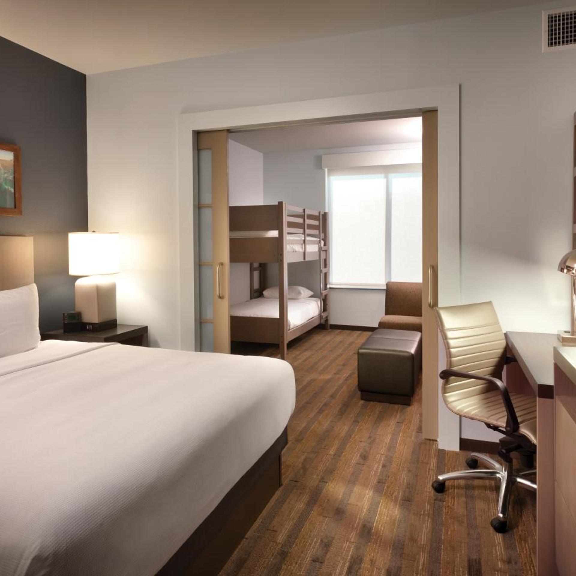 Specialty, Family Suite, Bunk Beds