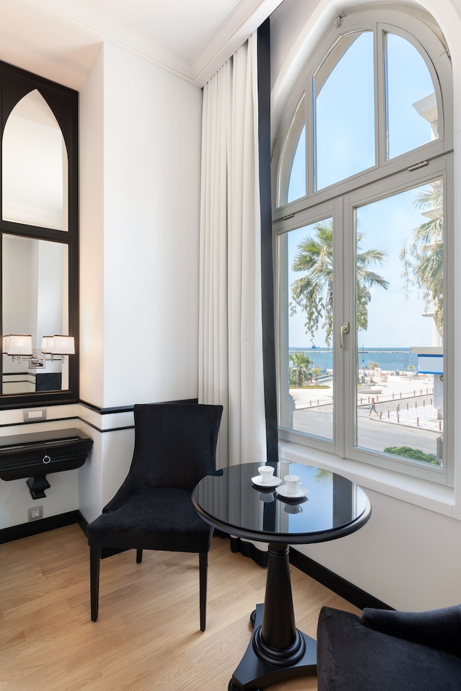 En Hotel Izmir 50/60