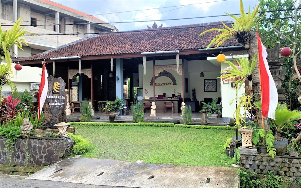 Ladera Villa Ubud 44/59