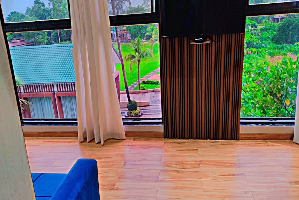 Paramount Riverfront Resort and Spa 23/50