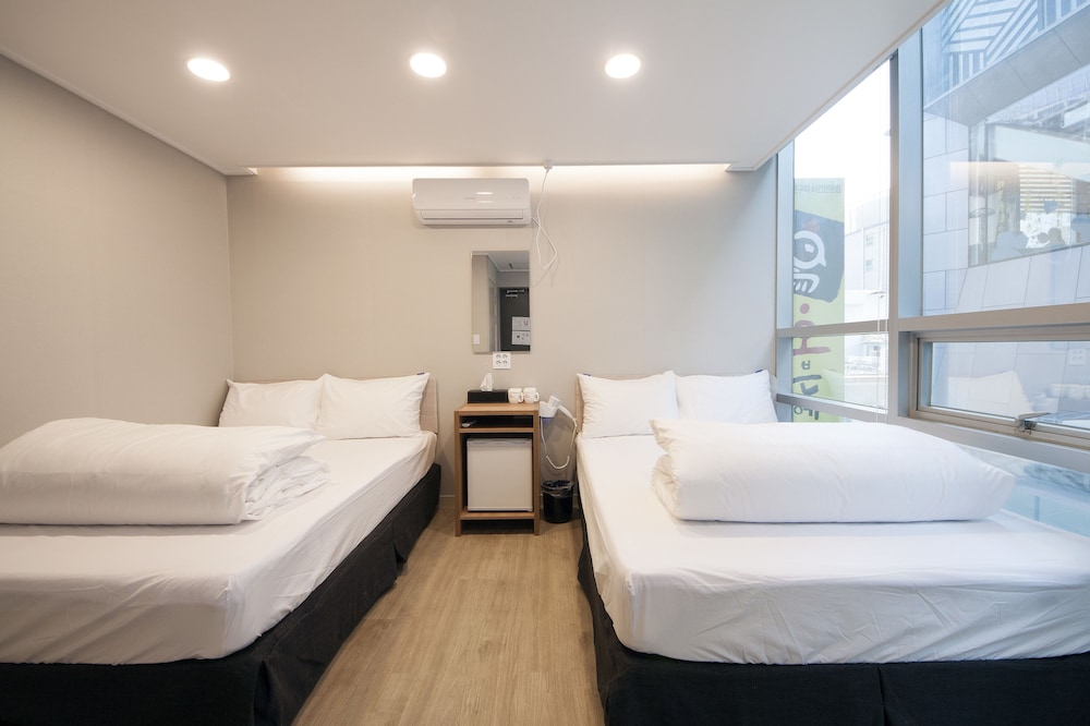 OYO Hostel Myeongdong 1 18/63