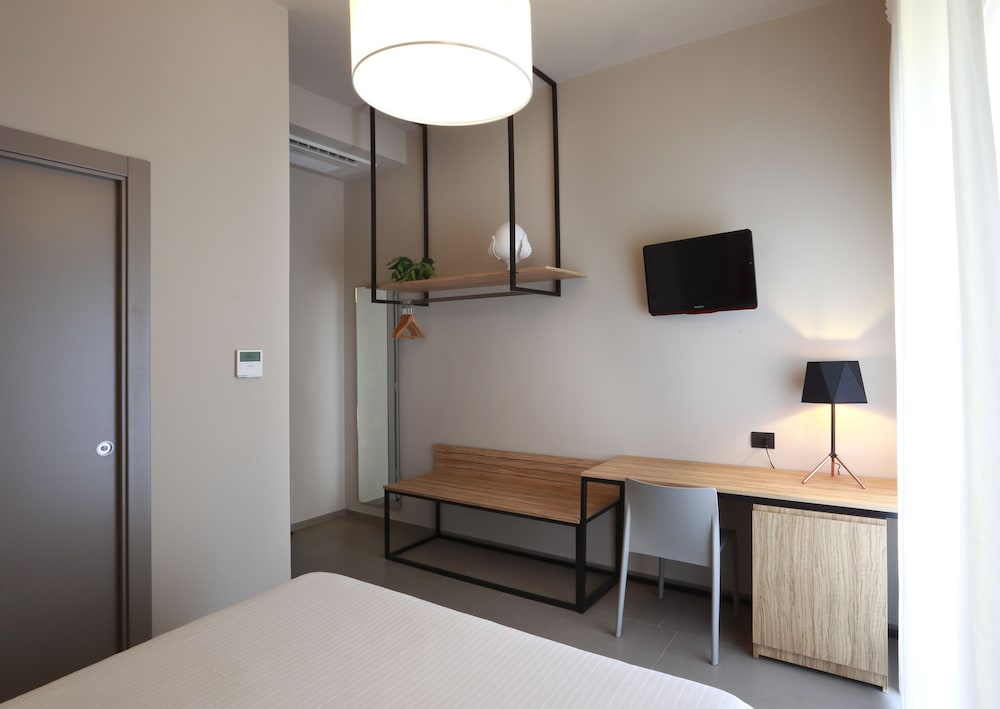 Hotel Aloisi 13/50
