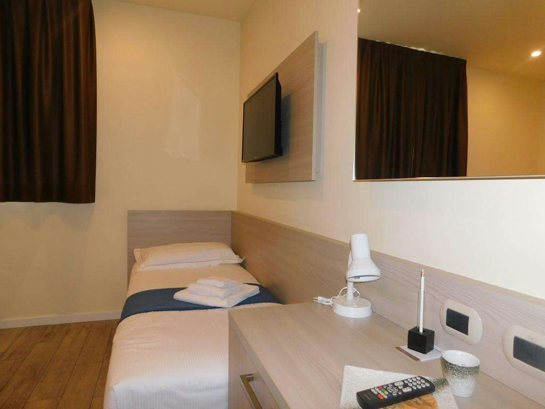 Palace Hotel la Conchiglia D Oro 66/76