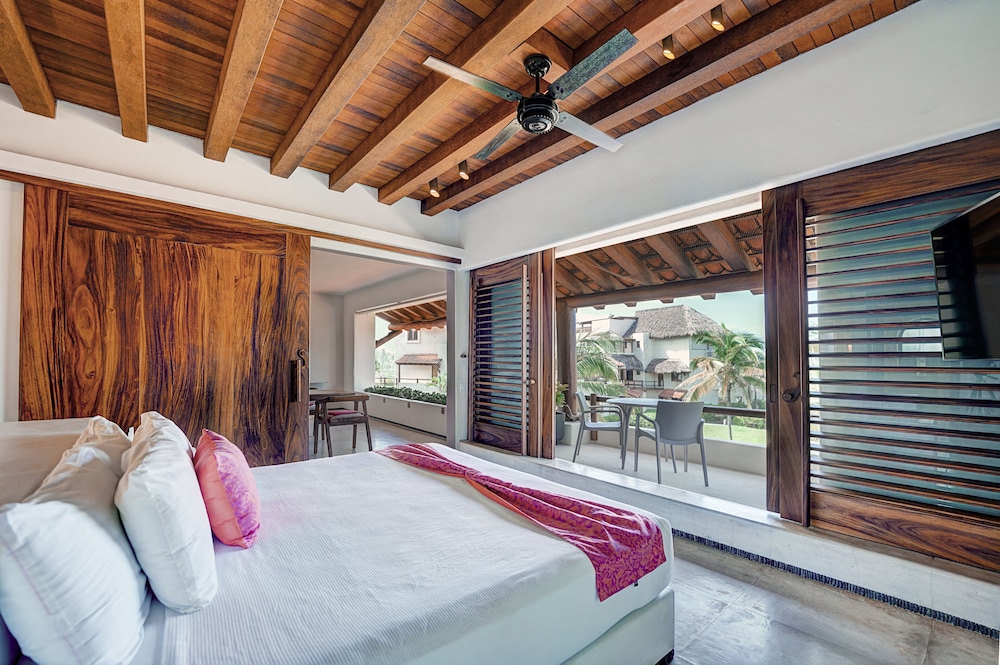Las Palmas Luxury Villas 4/50