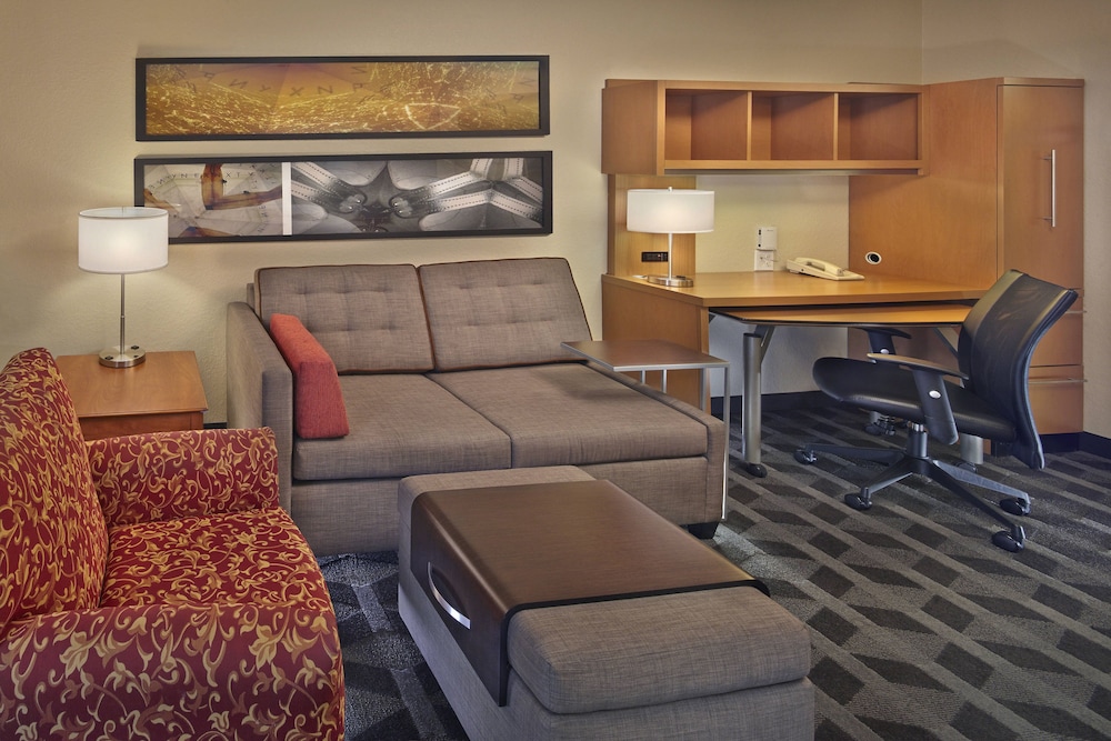 TownePlace Suites by Marriott Orlando East/UCF Area 22/47