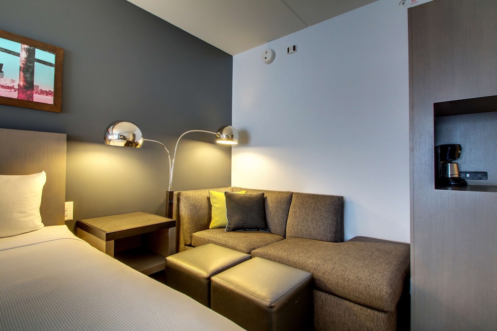 Hyatt House Chicago/Evanston 39/65