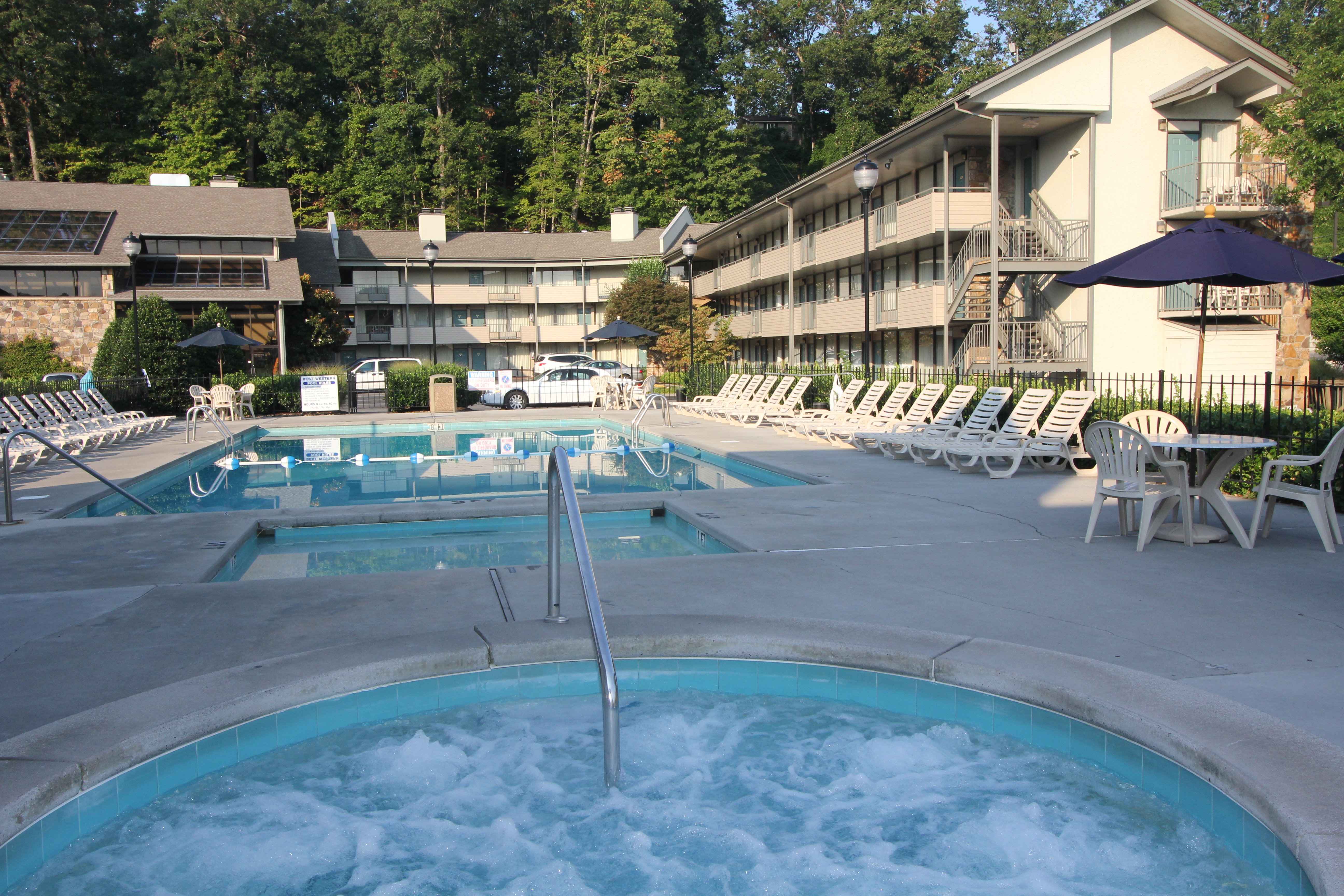 Best Western Toni Inn 56/57