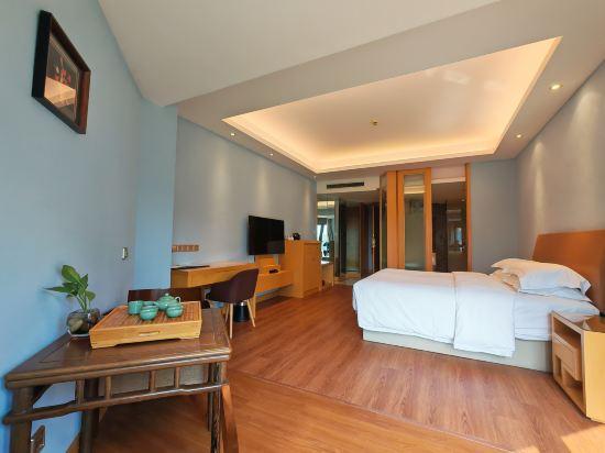 Sky, Theme, Garden, Double Bed