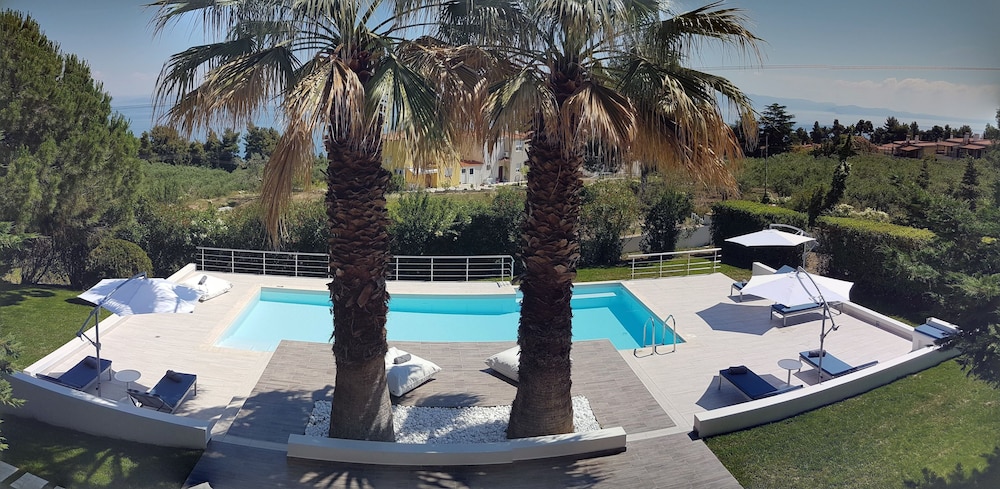 Luxurious Villa Anna Maria 42/50