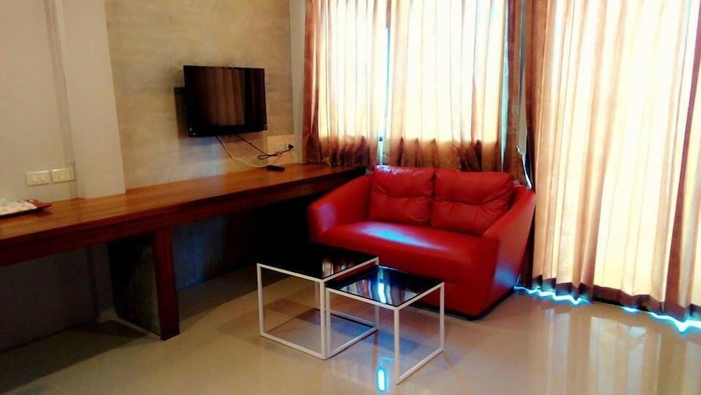 Waen Petch Place 37/55