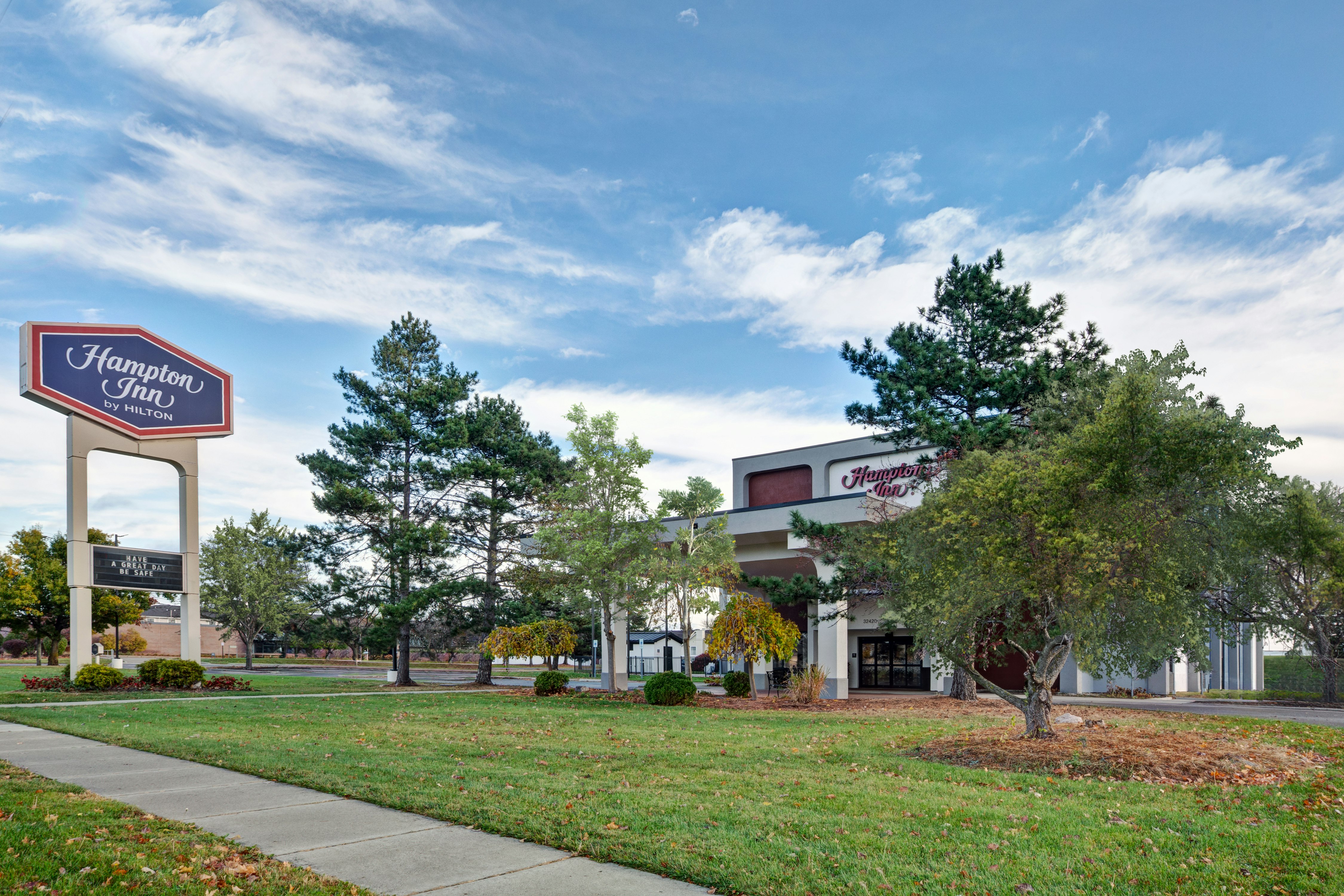 Hampton Inn Detroit/Madison Heights/South Troy 52/56