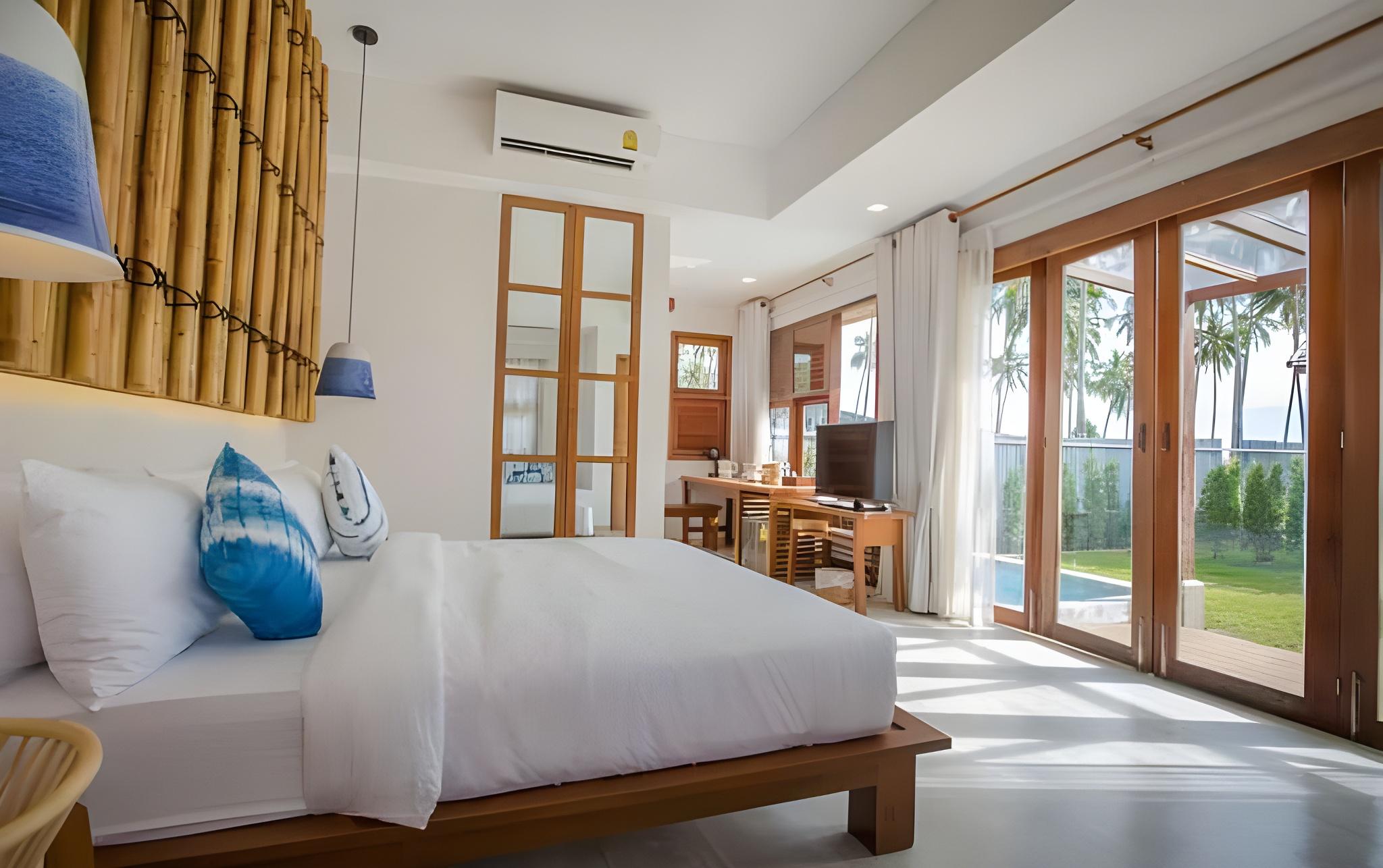 Pool, Deluxe, Villa, King Bed