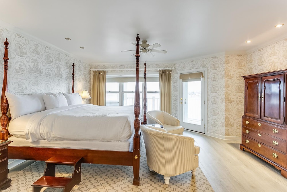 Geneva Inn 16/50