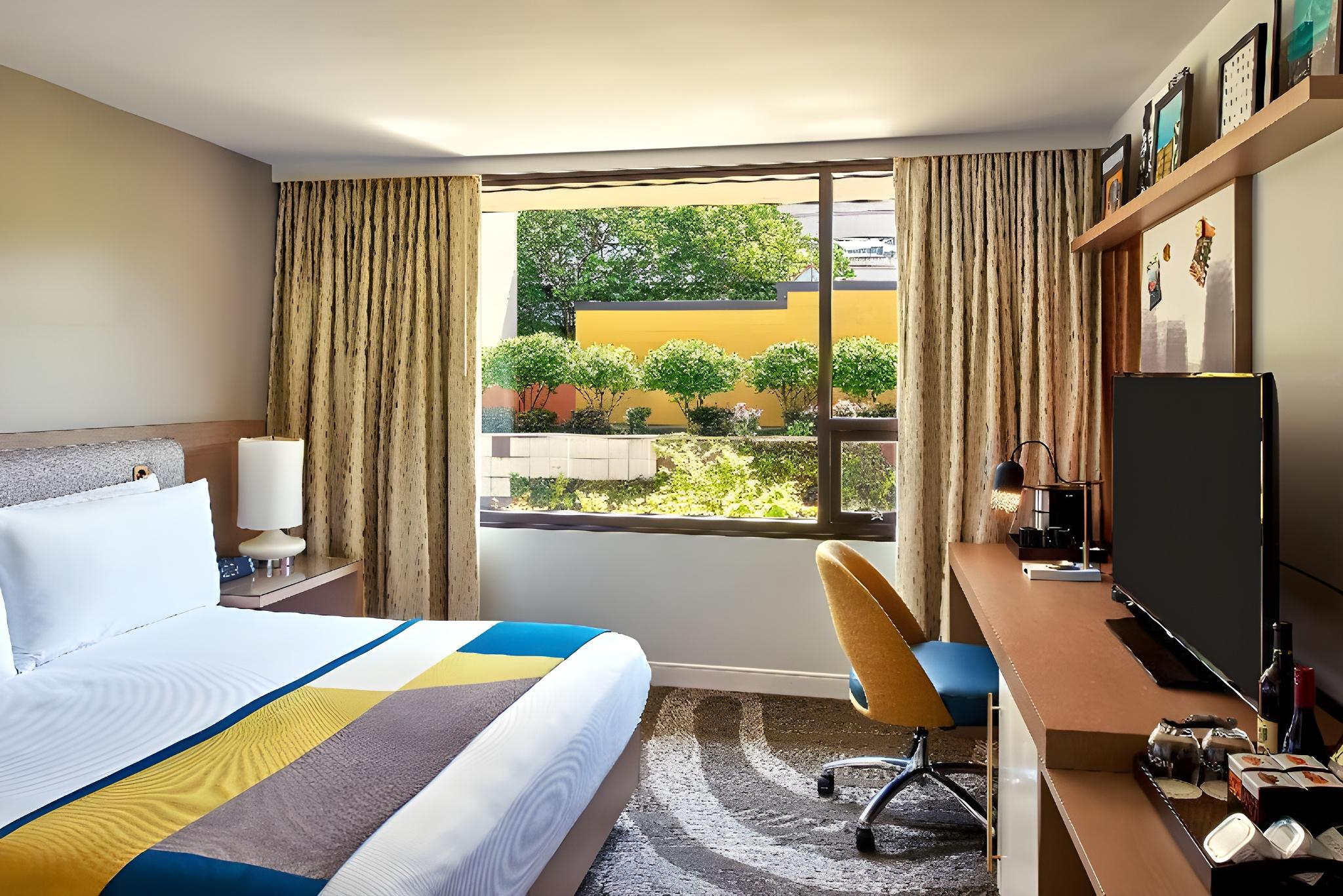 Room at The Hotel Zags Portland, PORTLAND - OR