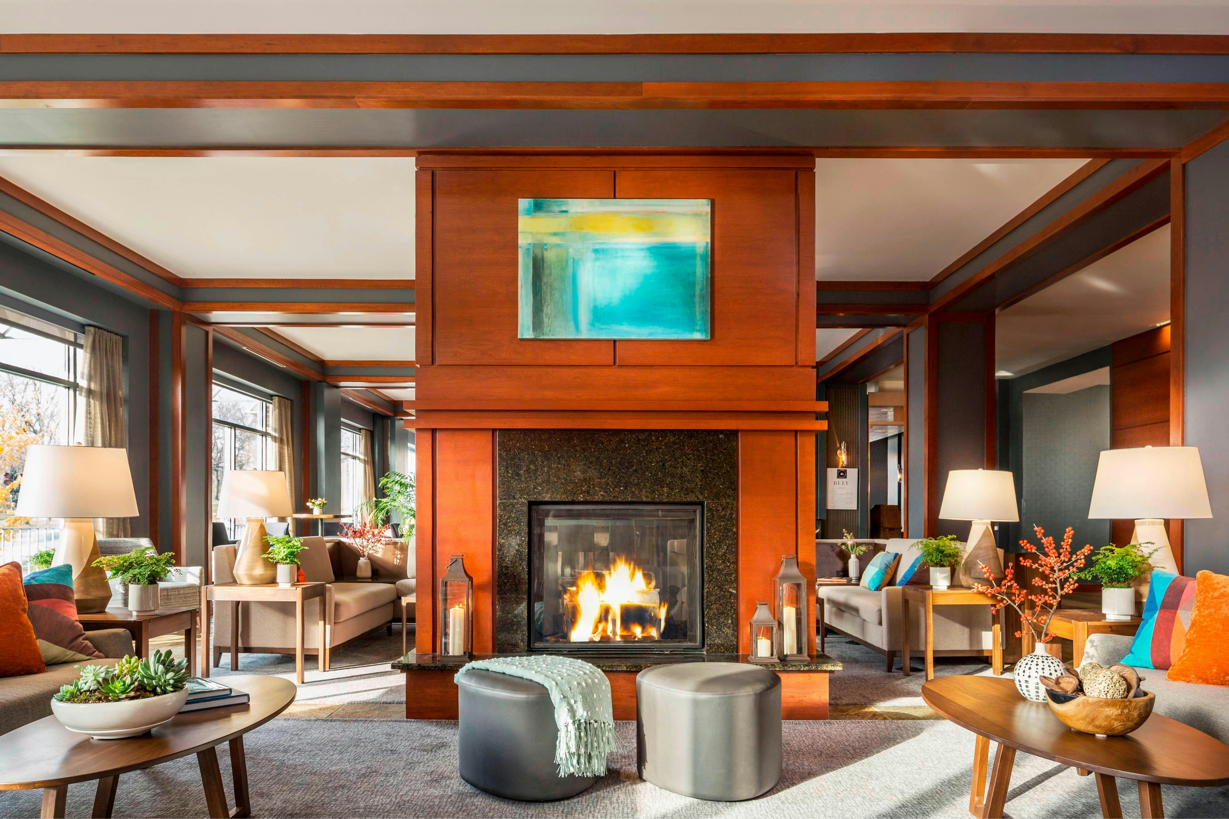 Courtyard Marriott Burlington Harbor 22/48