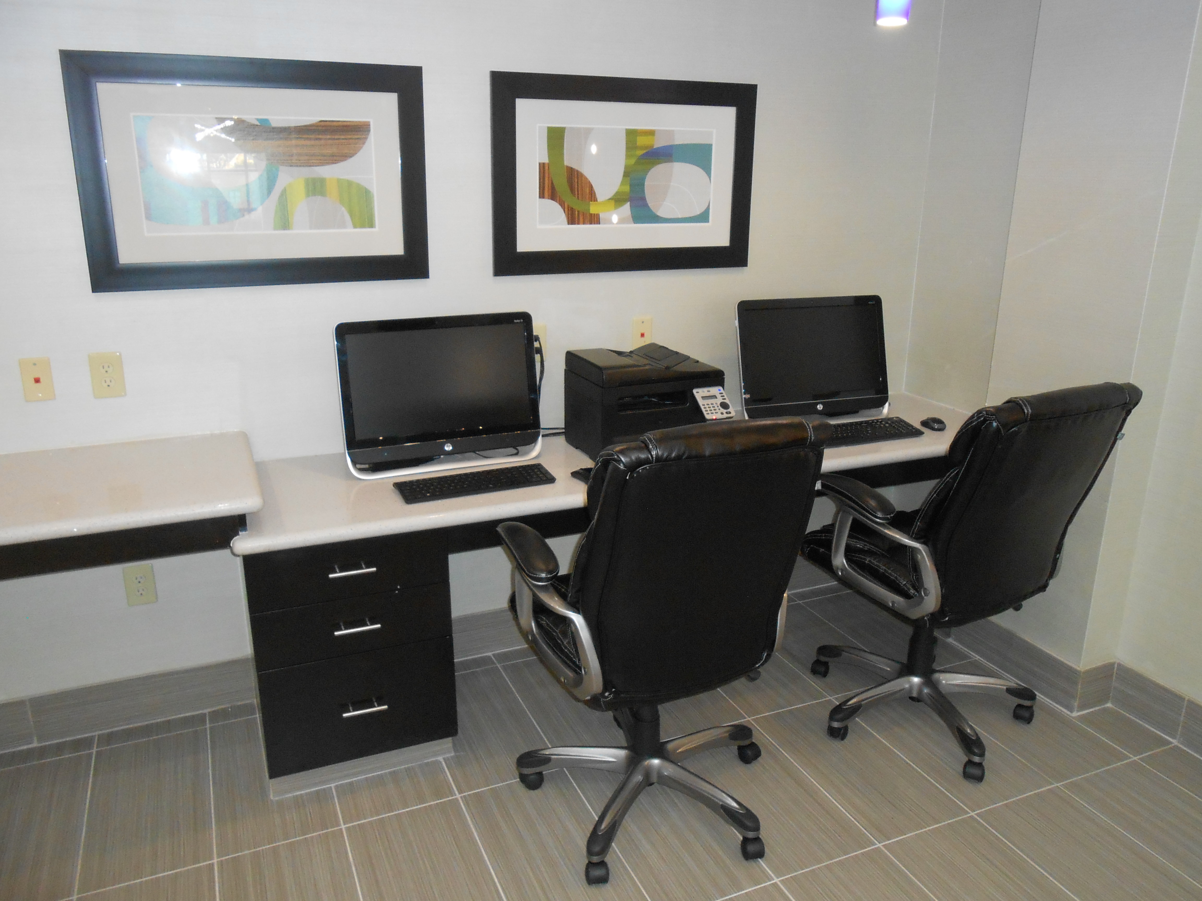 Holiday Inn Express Hotel And Suites Houston Northwest Brookhollow 22/27